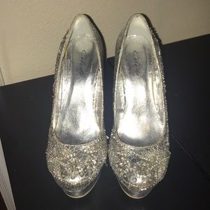 5 for $15 // Silver Pumps